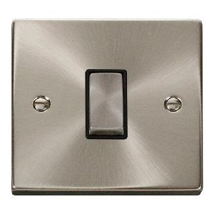 Deco 10 Amp Single Plate/Ingot Switch Satin Chrome Black Insert